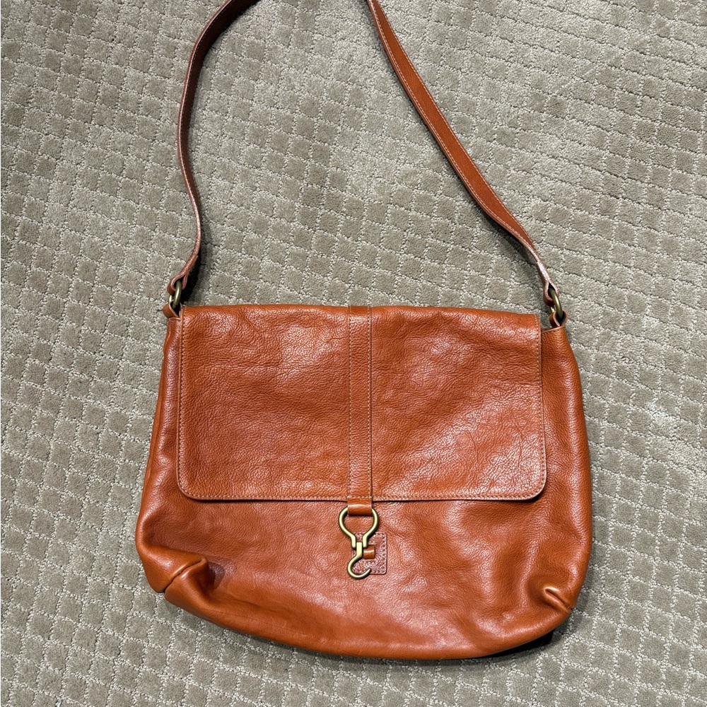 Lauren by Ralph Lauren Shoulder Bag in Saddle Tan